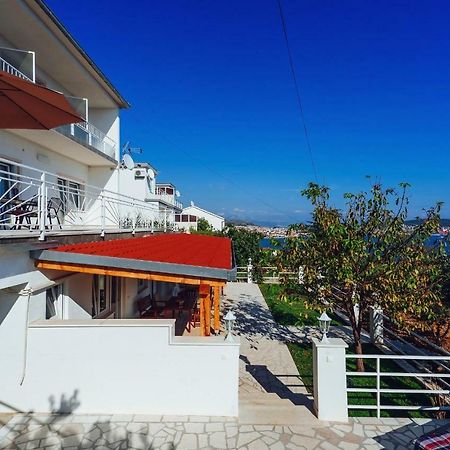 Apartmani Simundic Trogir Bagian luar foto